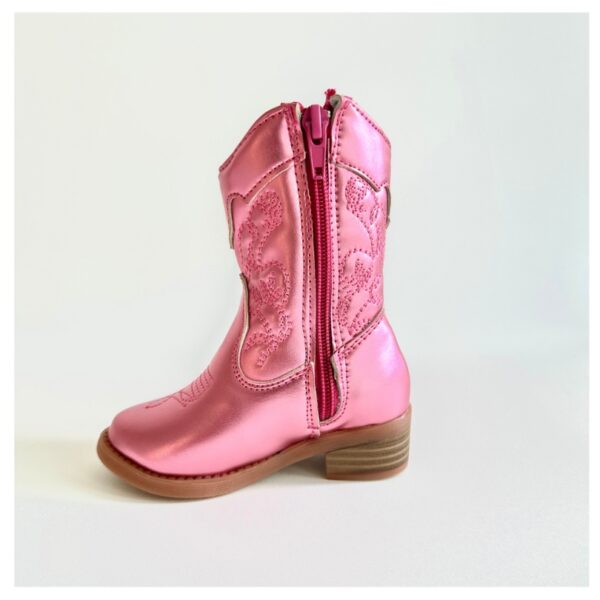 Botas vaqueras para niñas en color rosa metálico.