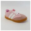Tenis Samba Rosa con suela caramelo , puntera de gamuza y estilo clásico que nunca falla. ¡Comodidad y moda en cada paso!