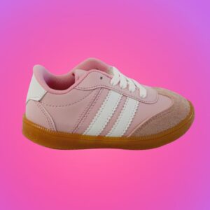 Tenis Samba Rosa con suela caramelo , puntera de gamuza y estilo clásico que nunca falla. ¡Comodidad y moda en cada paso!